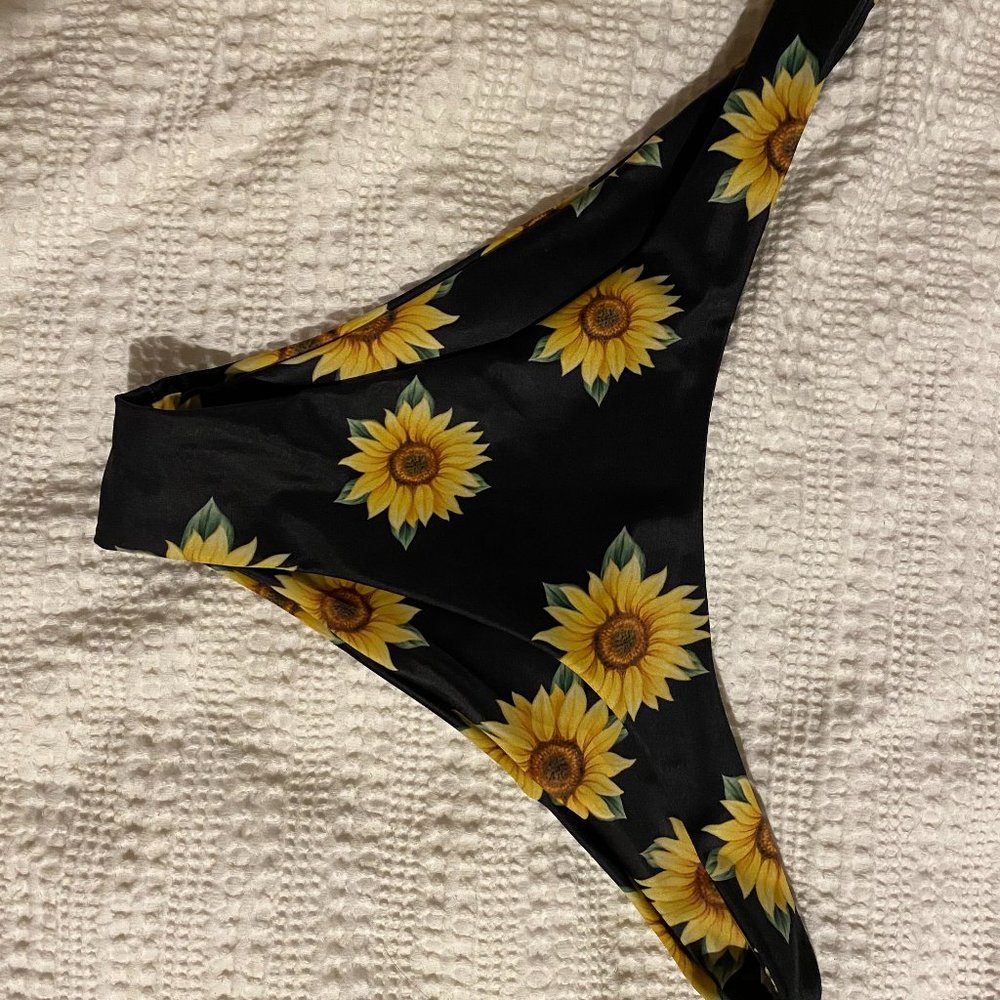 Sun flower bikini bottoms